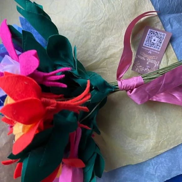 Mixed Color Columbine Artificial Flowers Wedding Bouquet 24 Lot Mixed Media